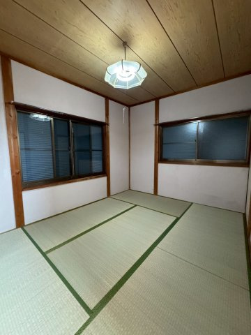 飯村南４丁目貸家の和室
