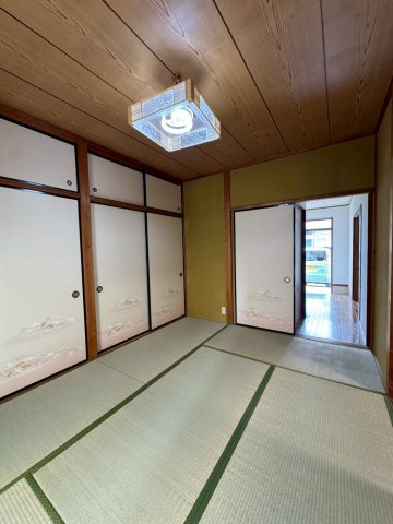 飯村南４丁目貸家の和室