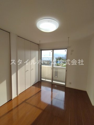 Ｂｌａｎｃ　ＶｉｌｌａｇｅBの居間・リビング|別部屋写真です。