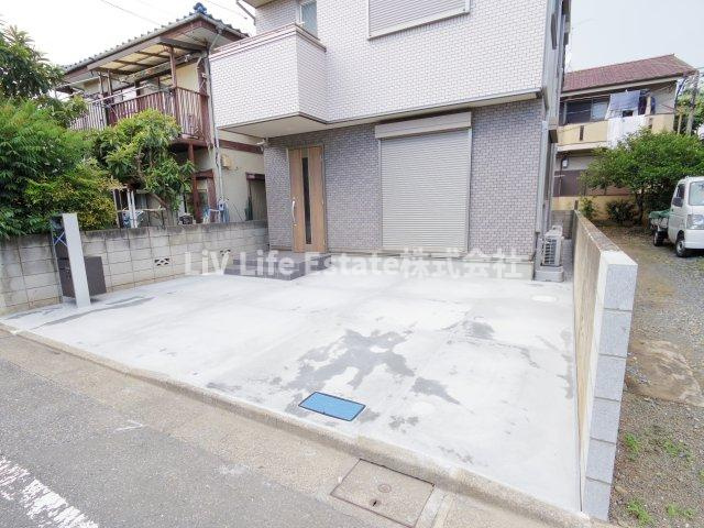 光町2丁目戸建の駐車場