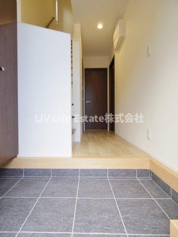 光町2丁目戸建の玄関