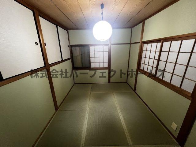 磯島元町戸建　賃貸の和室|畳の上でゆっくりとくつろげる和室です