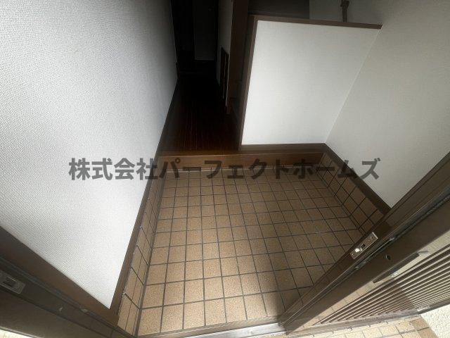 磯島元町戸建　賃貸の玄関|落ち着いた玄関です