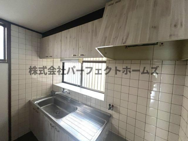 磯島元町戸建　賃貸のキッチン|お料理しやすいキッチンです