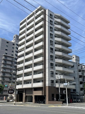 クレストコート観音平和大通りの外観|コンビニ1分。スーパーは5分圏内に2店！公共・教育施設、医療・金融機関が徒歩数分の生活至便な立地です