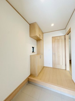 【玄関】 | 川越市郭町2丁目　新築分譲　「本川越駅」徒歩21分　敷地32坪　【川越小学区】