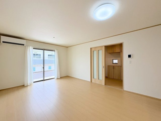 【居間・リビング】 | 川越市郭町2丁目　新築分譲　「本川越駅」徒歩21分　敷地32坪　【川越小学区】