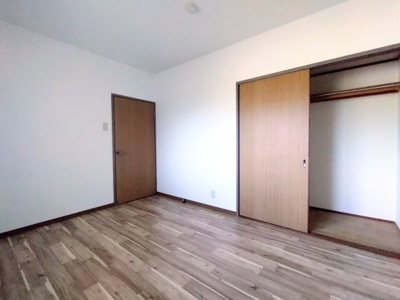 【洋室】 | イースト海南