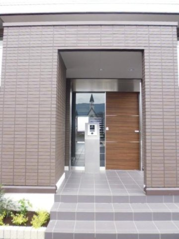 D-メゾン A棟のエントランス|清潔なエントランス♪