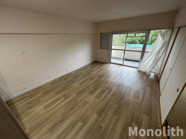 泉北鴨谷台３丁6号棟の内装