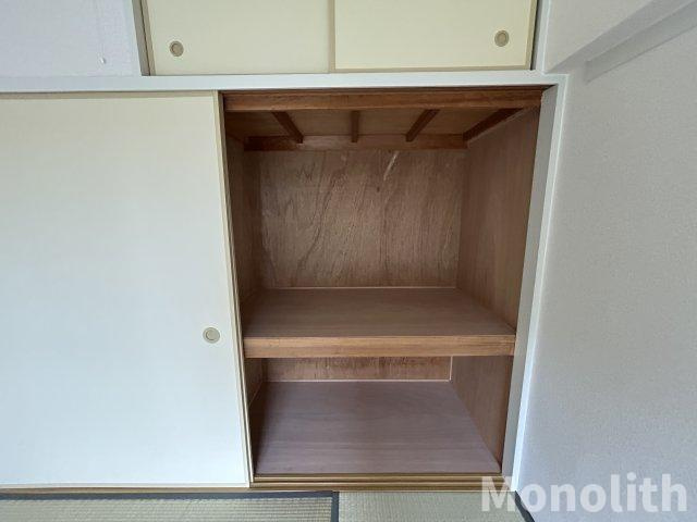 泉北鴨谷台３丁6号棟の収納