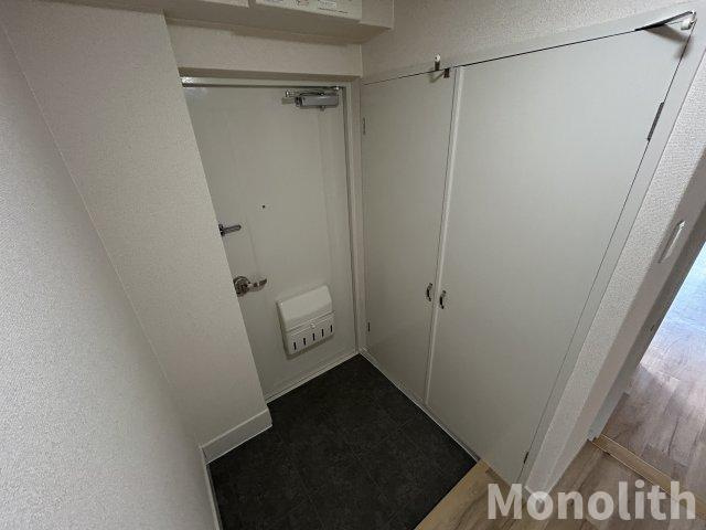 泉北鴨谷台３丁6号棟の玄関