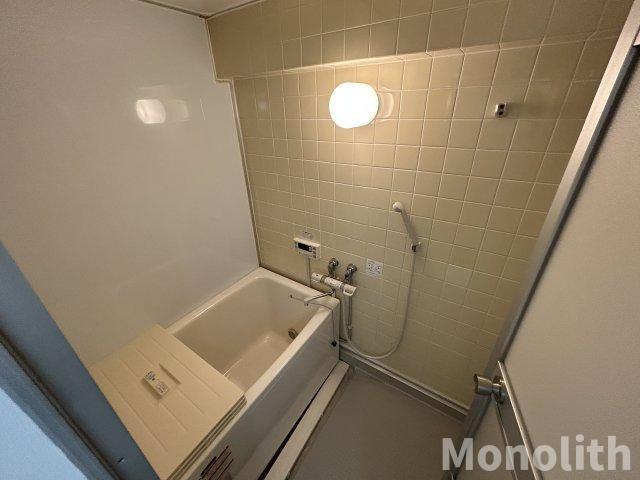 泉北鴨谷台３丁6号棟の浴室