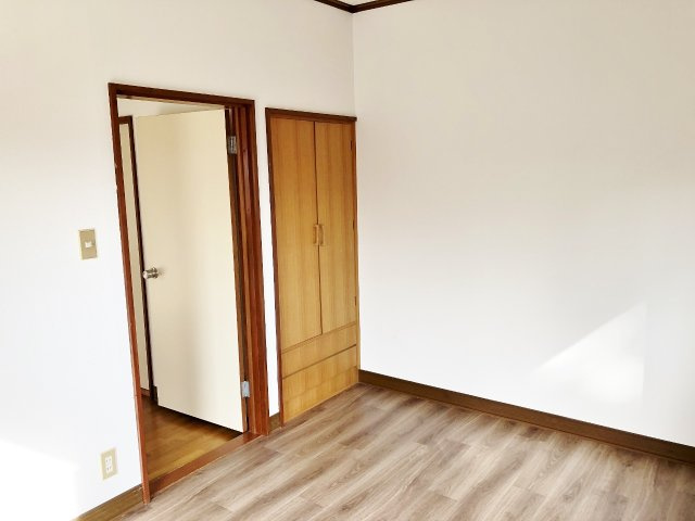 クレスト上谷新田の洋室