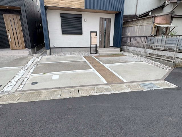 新築戸建　羽島郡笠松町松栄町Ⅱ　全３区画分譲の駐車場|■駐車場　■ヤマダ不動産　株式会社リライフ　
■夢のマイホーム購入をフルサポートします！