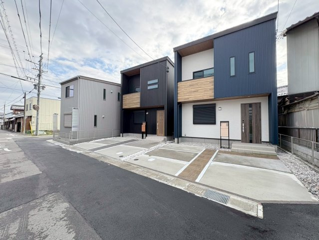 【商談中】新築戸建　羽島郡笠松町松栄町Ⅱ　全３区画分譲の外観|■全体写真　
■ヤマダ不動産　株式会社リライフ　