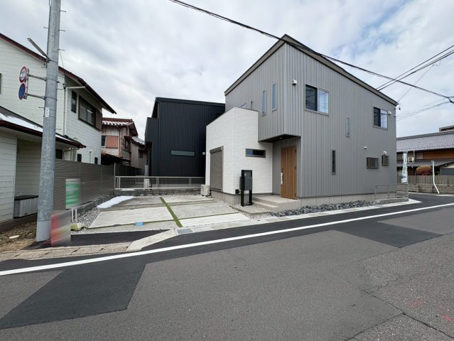 【商談中】新築戸建　羽島郡笠松町松栄町Ⅱ　全３区画分譲の駐車場|■駐車場　■ヤマダ不動産　株式会社リライフ　
■夢のマイホーム購入をフルサポートします！