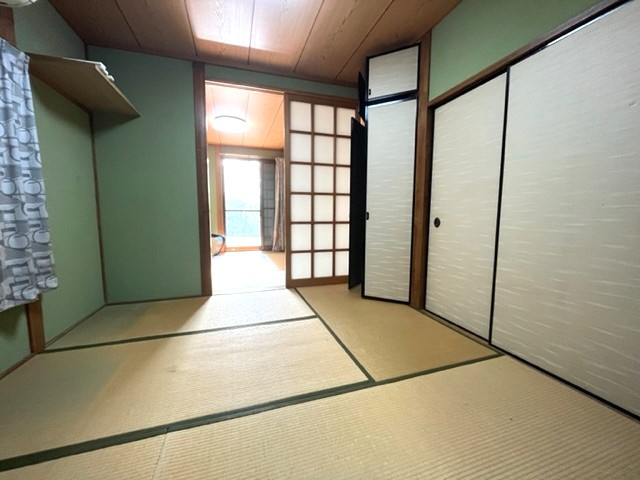 松山市石手4丁目の和室