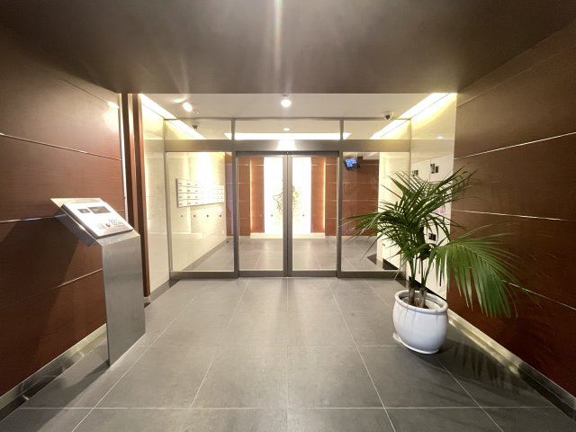 【エントランス】カサ・セグーラ幸町