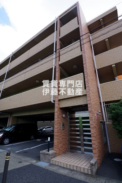 エクセレンス彩の外観