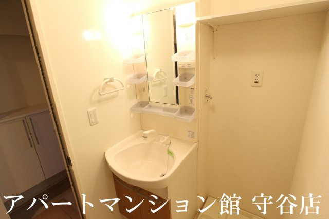 グランドソレーユの独立洗面台