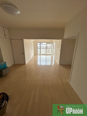 シャトー南八事の居間・リビング