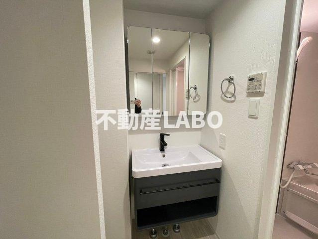 セレニテ難波ミラク壱番館の洗面所