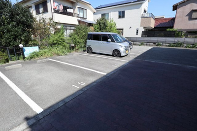 【駐車場】 | ベガ堀町 | ガレージ