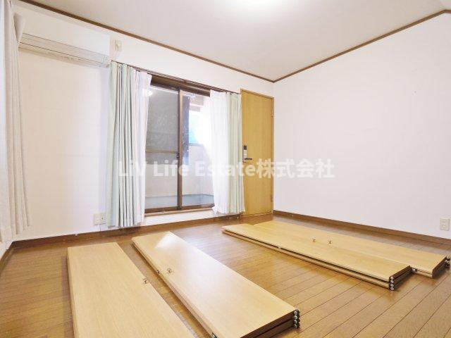 小川西町３丁目戸建て