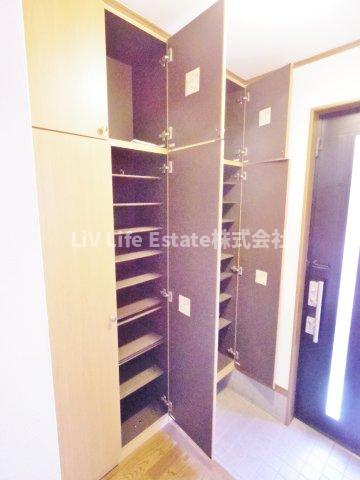 小川西町３丁目戸建て