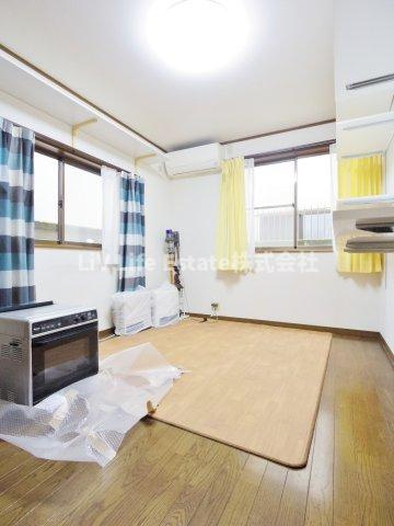 小川西町３丁目戸建て