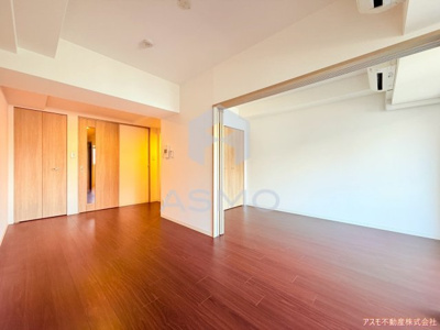 【居間・リビング】 | ファーストフィオーレ梅田イースト