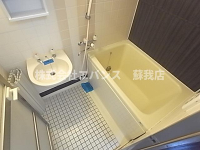 【浴室】 | ビジュアルピア | 落ち着いた空間のお風呂です