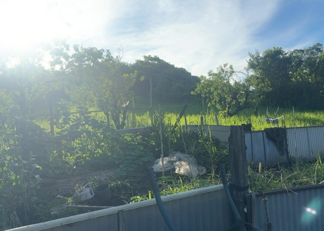 【外観】 | 土地の面積＝住宅面積ではありません。建ぺい率の問題などで、土地のある場所によって住宅を建てられる面積は限られています。高さもしかり、「土地」という言葉の中には、建築条件も含まれると考えておきましょう。
