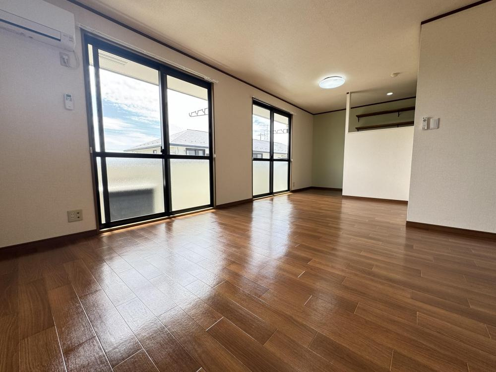 パークハイム　A棟の居間・リビング