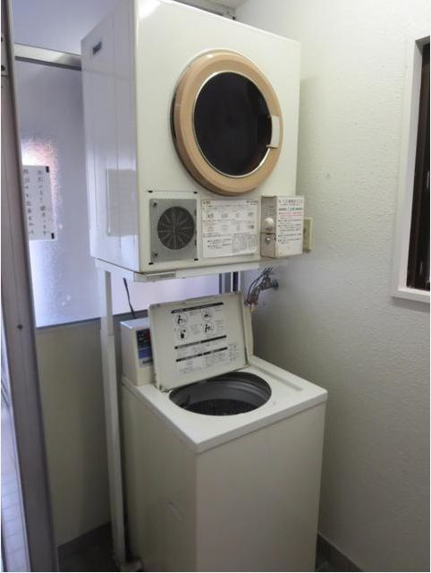 カスティル改代町のその他共用部分|建物内にコインランドリー有