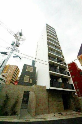 【外観】 | クレストコート中野 | 鉄筋コンクリート造のがっちりとした建物。
