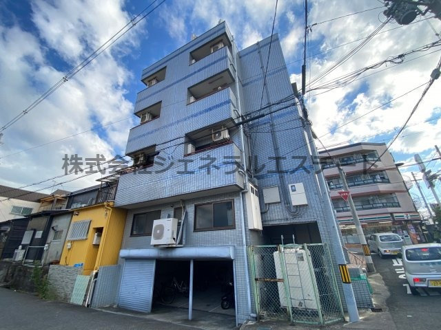 京阪プリンスマンションの外観