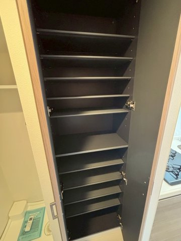 大阪市福島区海老江６丁目の賃貸マンションの収納