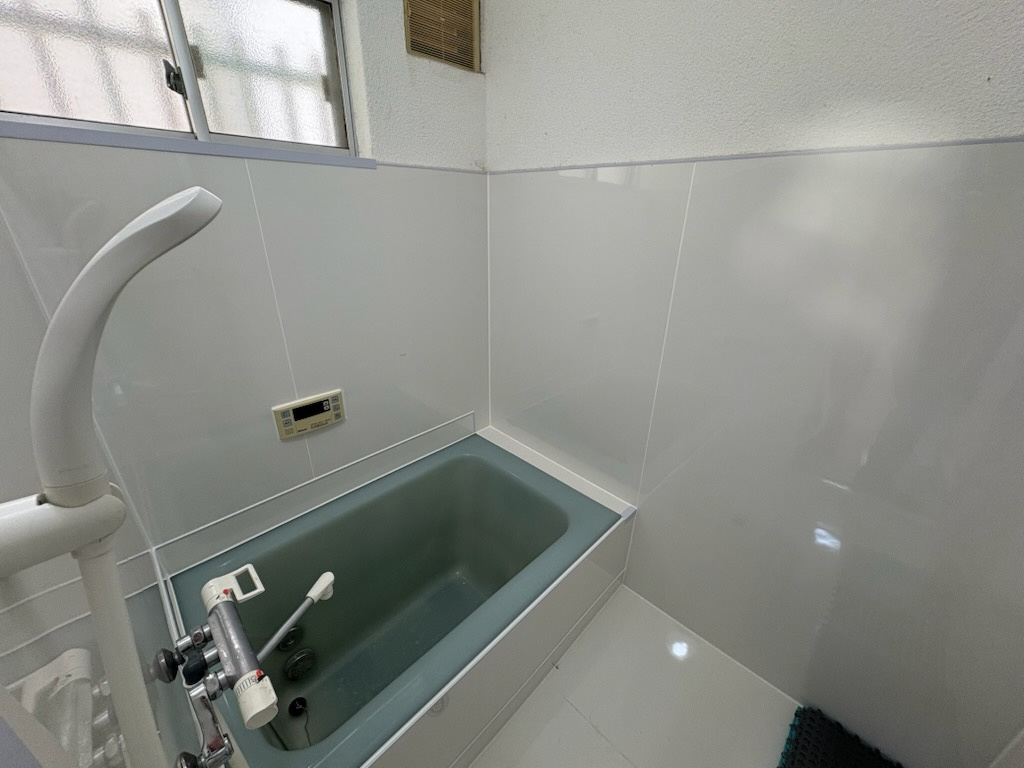 和歌山市野崎の浴室