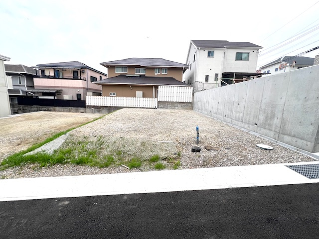 神戸市垂水区仲田2丁目新築住宅の駐車場