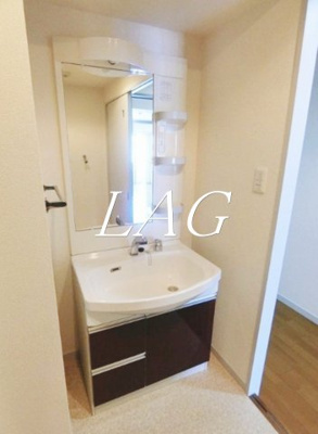 【洗面所】 | ステラメゾン大森 | 独立洗面台です。