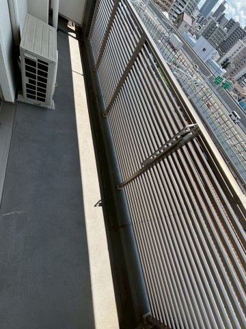 大阪市北区大淀南３丁目の賃貸マンションのバルコニー