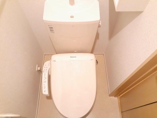 ラルゴのトイレ|トイレ