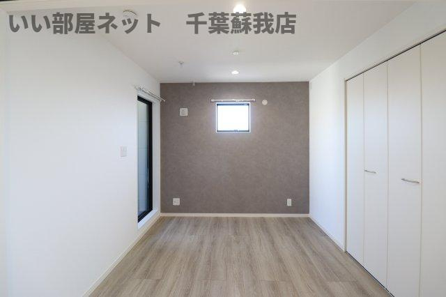 グランメゾン本千葉の寝室|落ち着いた色調の寝室です