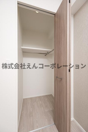 【収納】 | エンクレスト博多EXCEED | 人感センサー