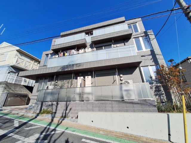クレスコート岸町の外観