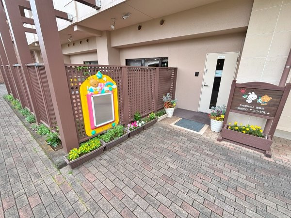 マンション内には一時託児所がございます