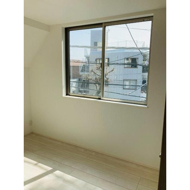 宮本６丁目貸家の寝室