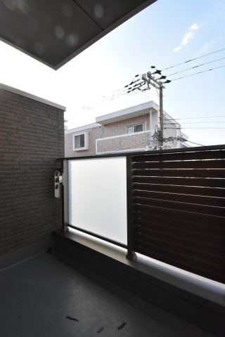 クレストのバルコニー